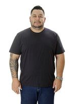CAMISETA BÁSICA GOLA REDONDA LISA PLUS