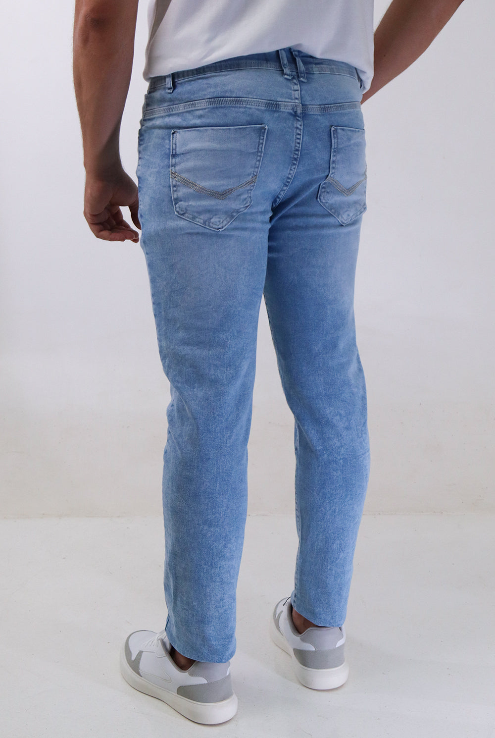 CALÇA JEANS BASIC SLIM 247