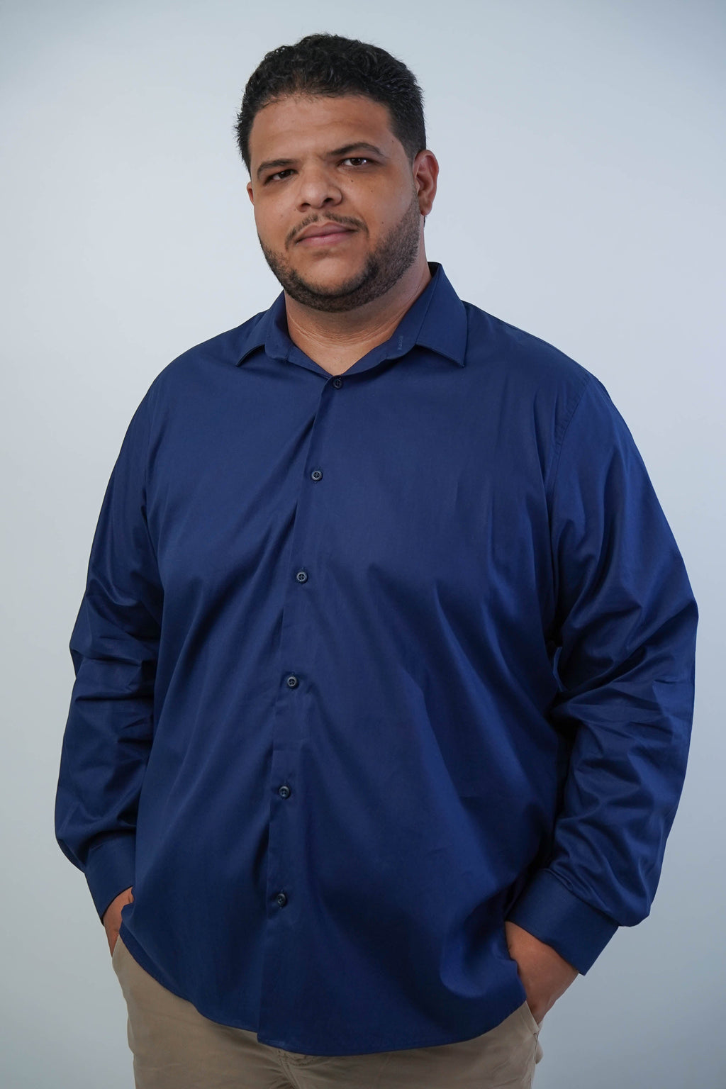 CAMISA SOCIAL PLUS SIZE BÁSICA LISA