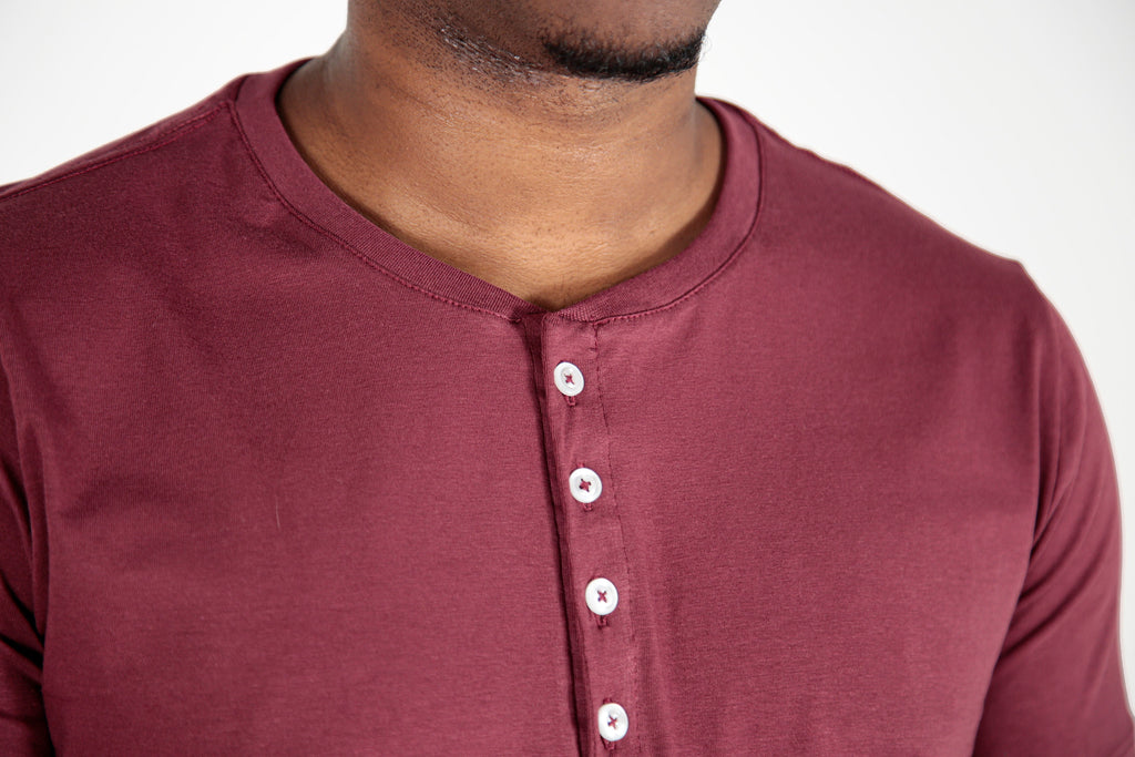 CAMISETA HENLEY EGÍPCIO GOLA PADRE